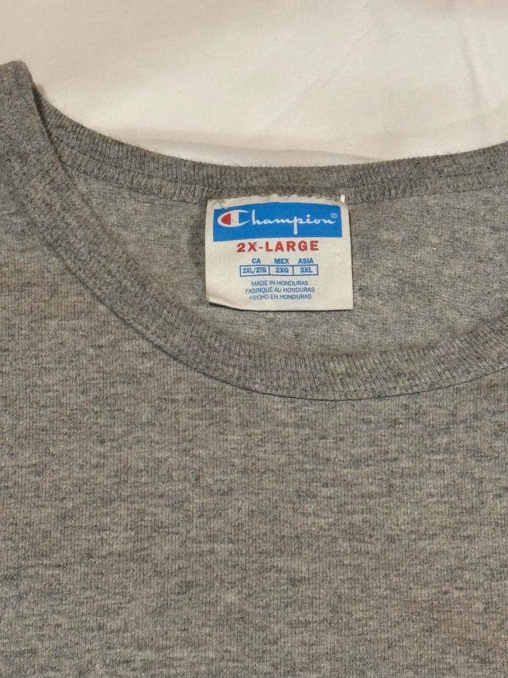 Vintage 90’s Champion Heather Grey Basic Crewneck T-Shirt Y2K - Picture 2 of 3